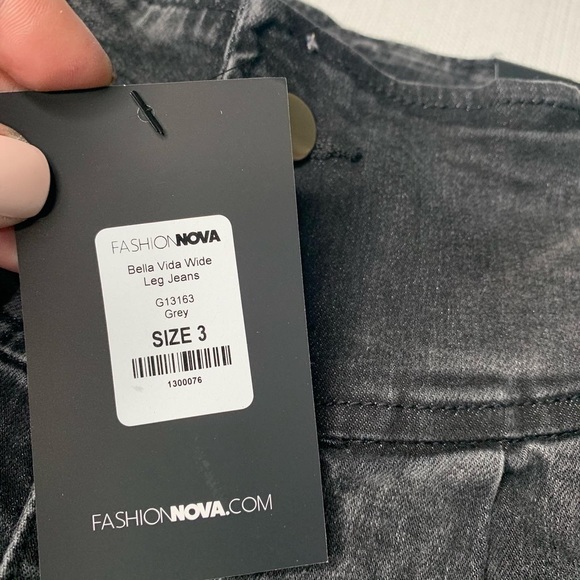 Fashion Nova’ Bella Vida Wide Leg Denim - Picture 6 of 10